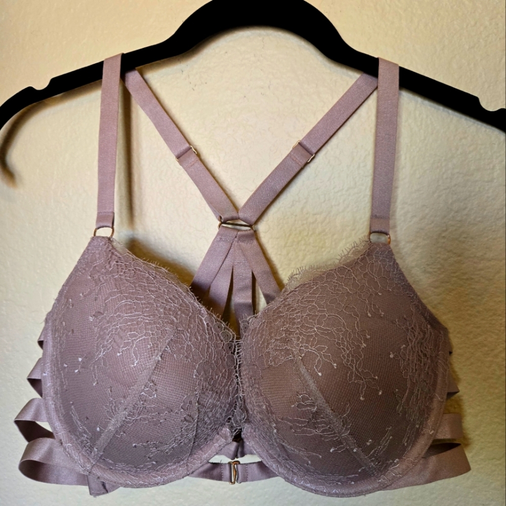 Very Sexy plunge bra